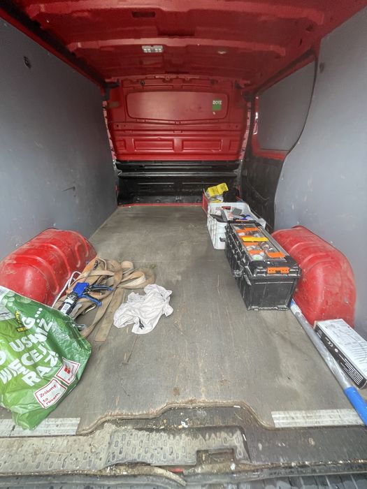 Transport busem – przeprowadzki, wywóz mebli, przewóz rzeczy