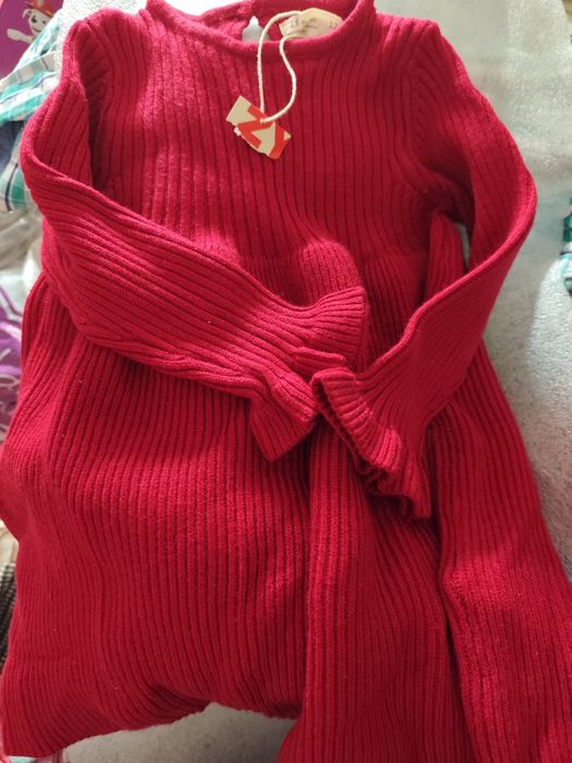 Vestido NOVO de malha vermelho  12/18 meses