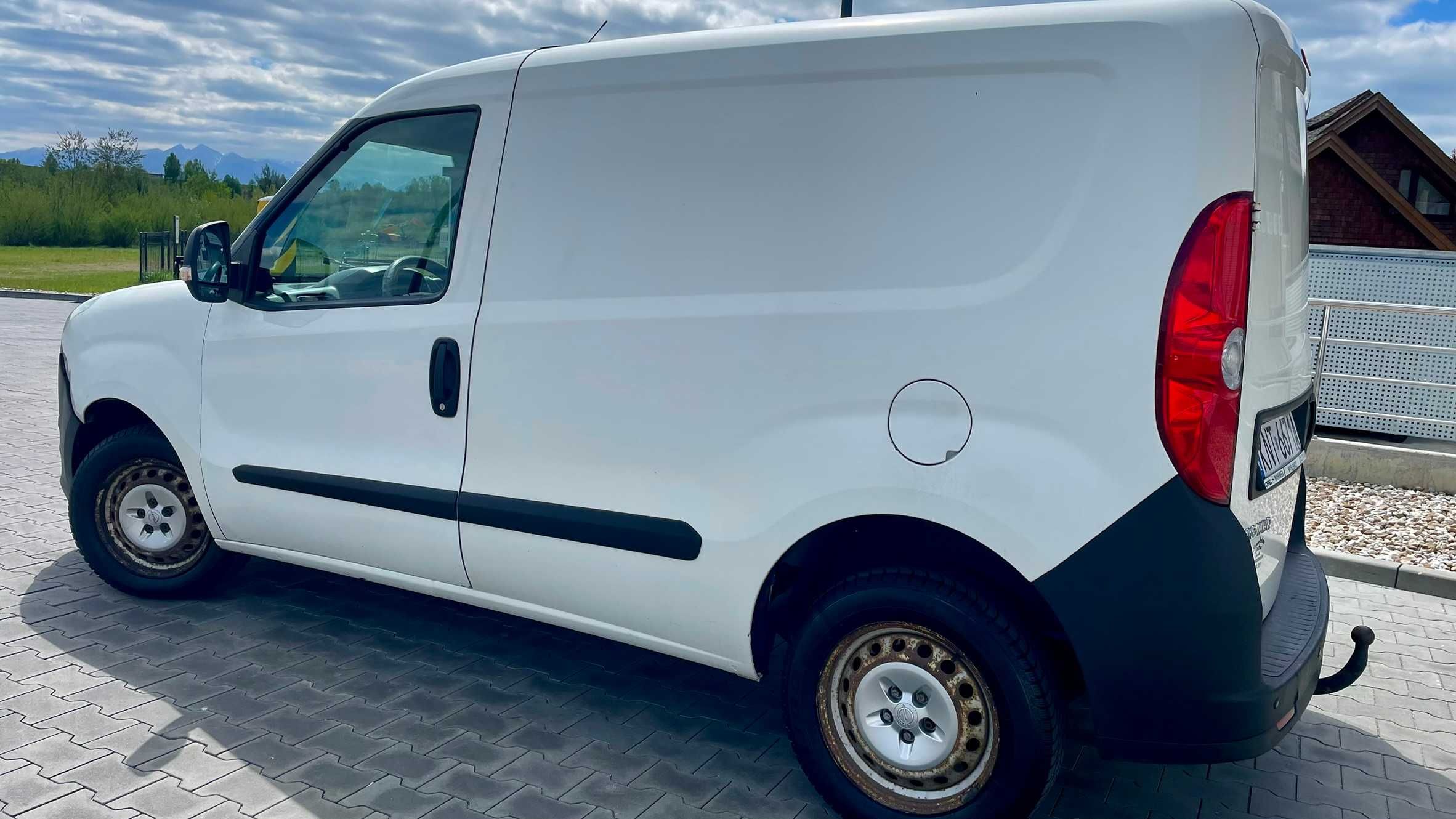 Opel Combo D Van VAT 1 serwisowany salon PL 2017r