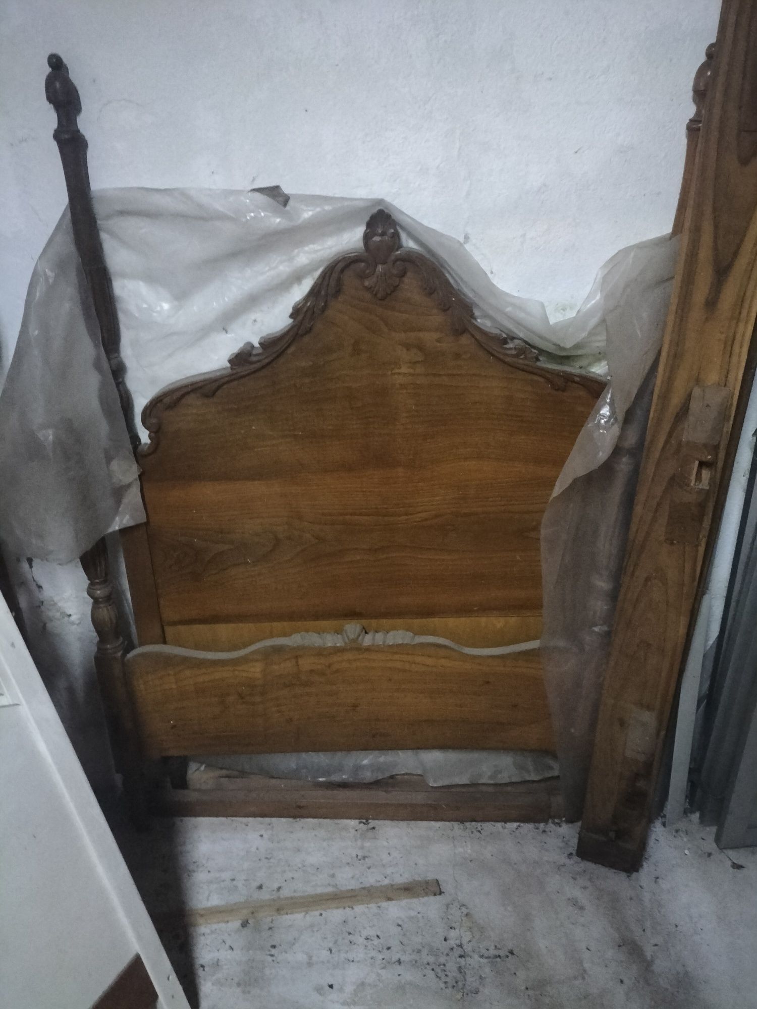 Berço e cama de solteiro