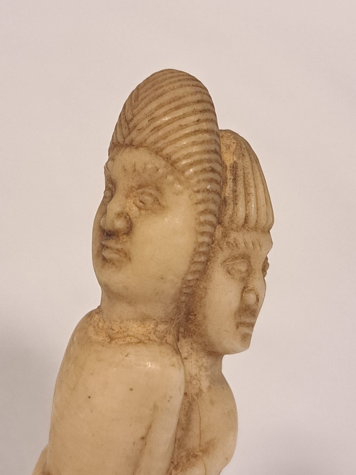 Escultura irótica antiga