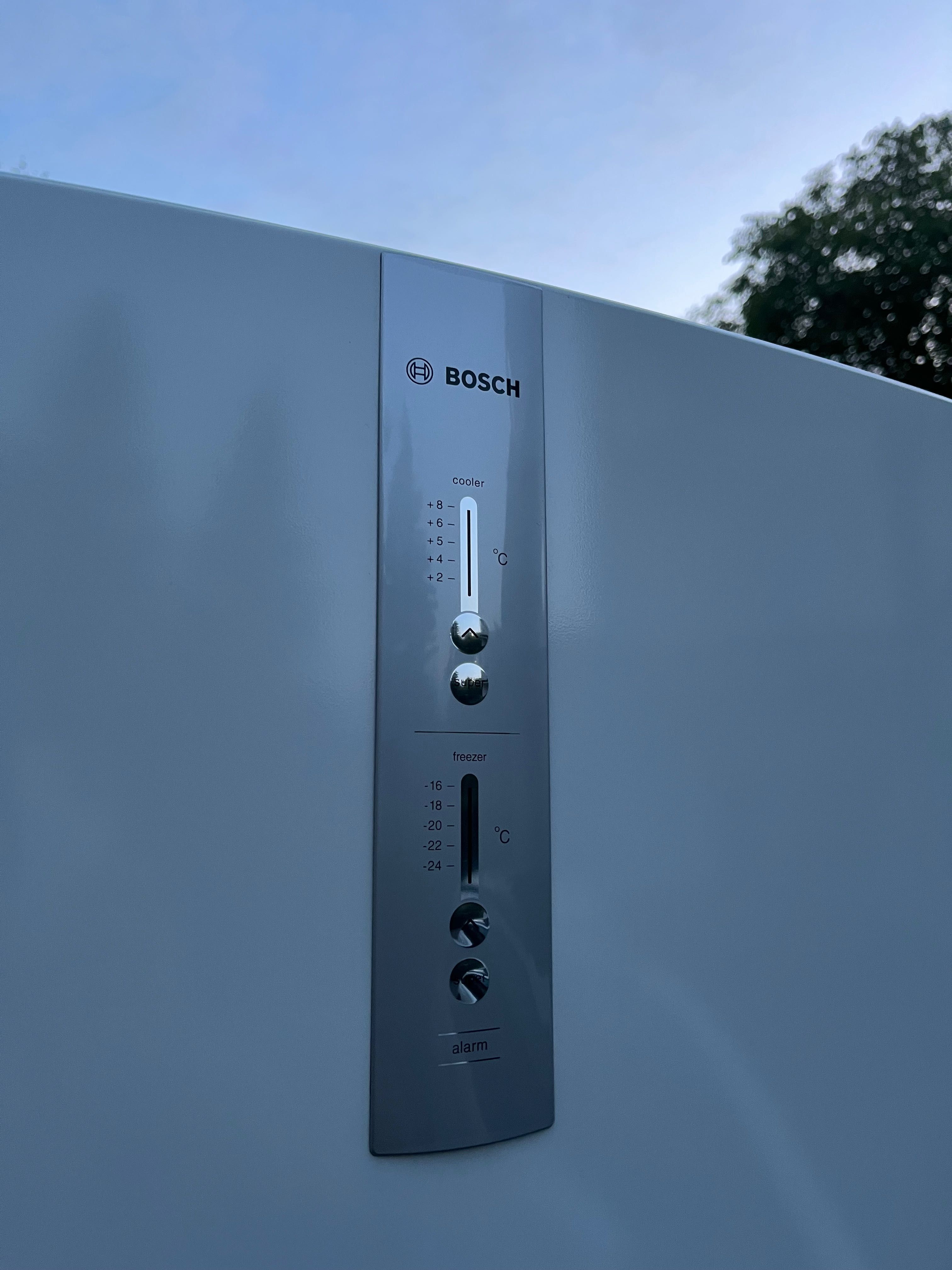 Lodówka Bosch KGN36A00 284  litry chłodziarko zamrażalnik