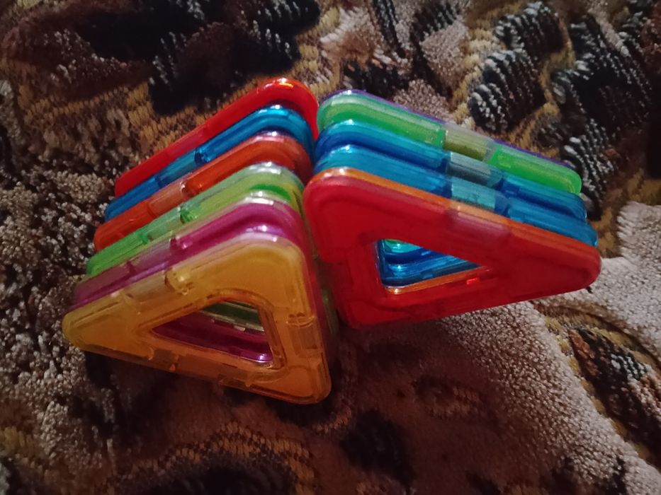 Конструктор магнітний