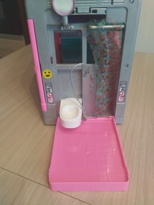 BARBIE DREAM CAMPER Kamper Marzeń duży zestaw ze zjeżdżalnią i basenem