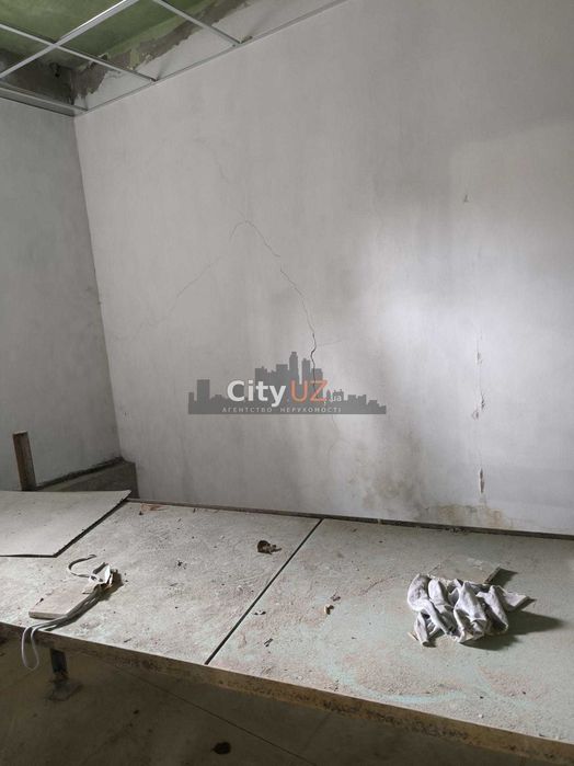 Продаж приміщення на Собранецькій