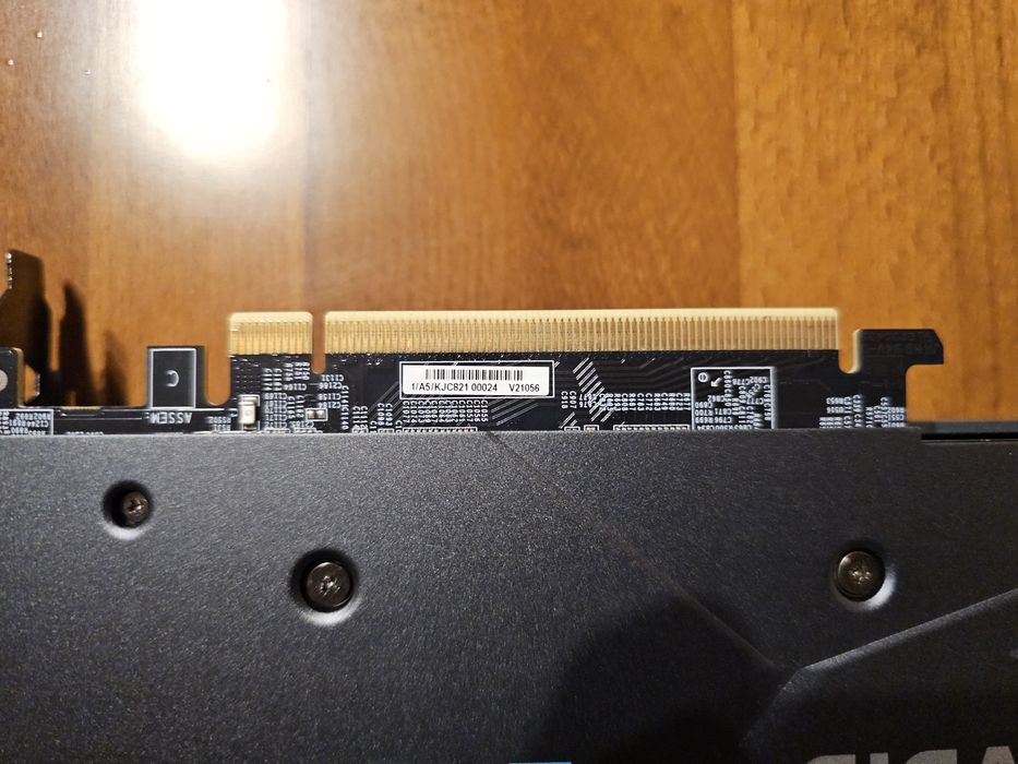 Gigabyte RTX 3070 8Gb Не працює!