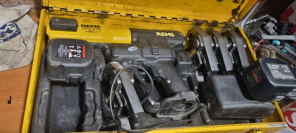 Rems akkku Press 2000