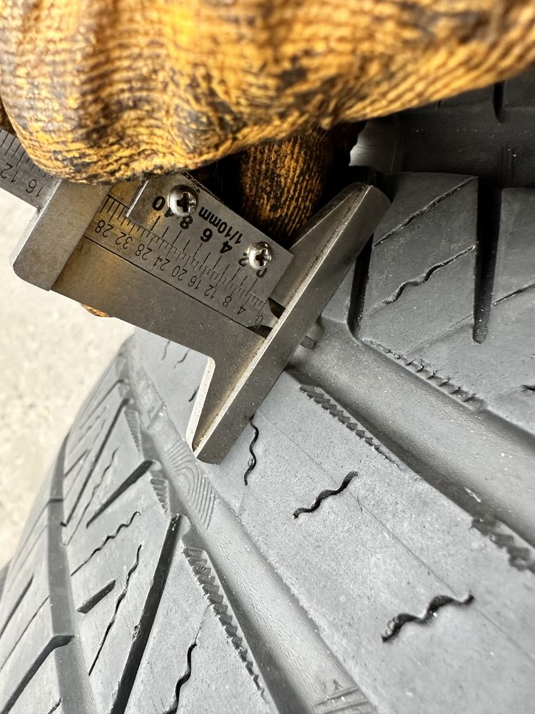 Шини 255 40 18 99W Cooper Zeon RS3-G1 пара