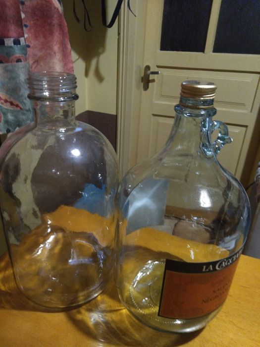 Бутлі 5л. Продам