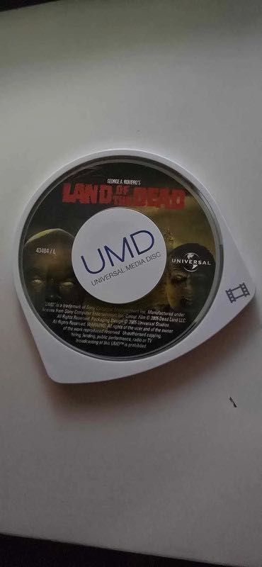 2 Jogos + 2 Movies PSP