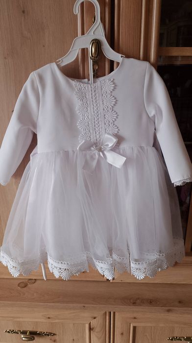 Biała sukienka do chrztu