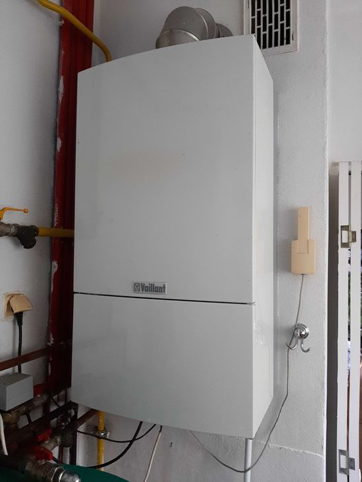 Kocioł gazowy dwufunkcyjbny Vaillant THERMomax 180/1 XE 18kW