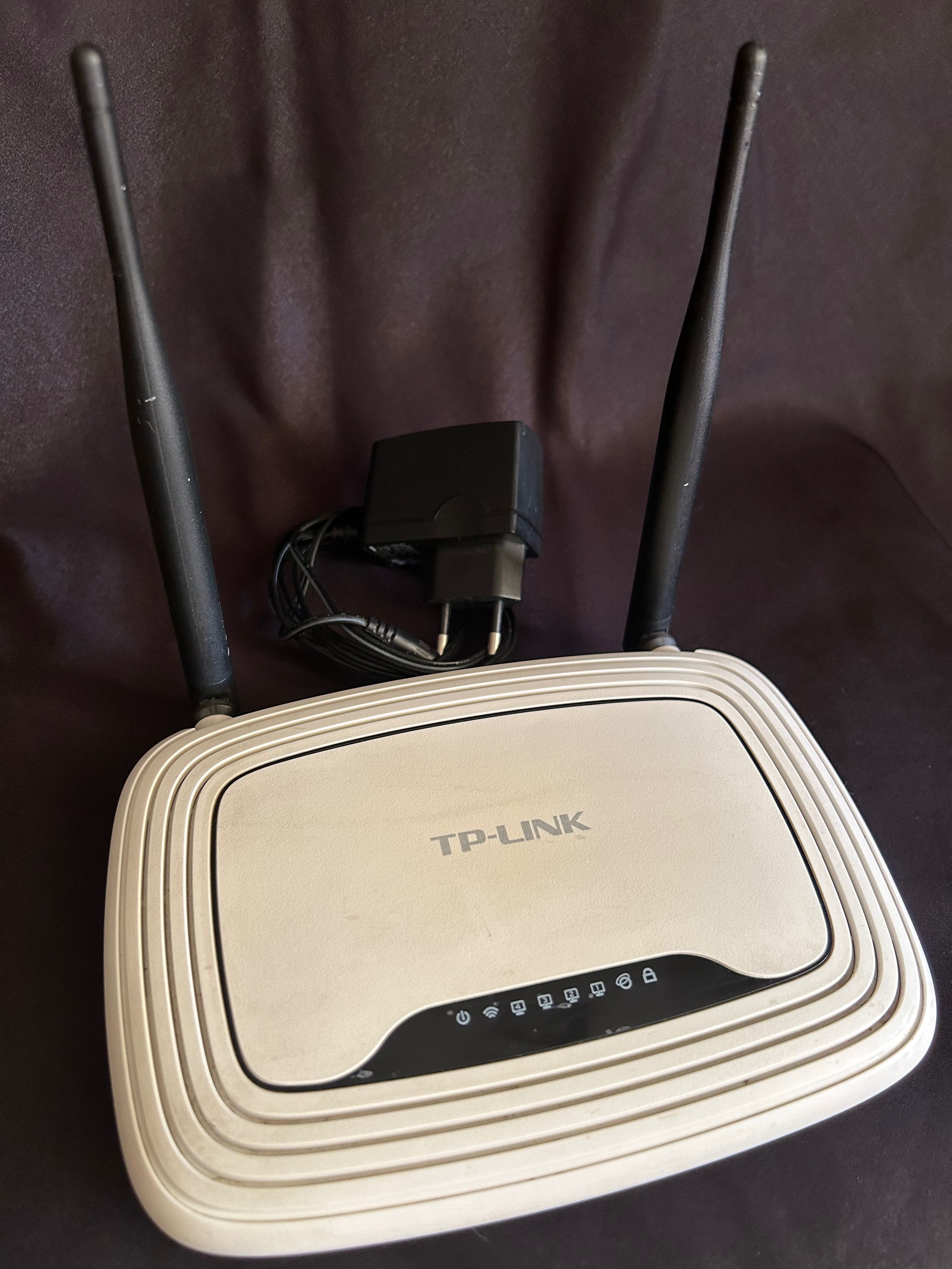 TP-link роутер TL-WR841N
