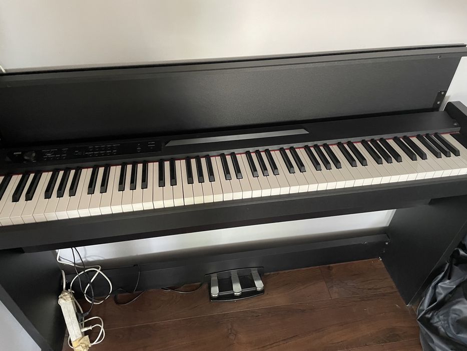 Pianino Korg LP-380