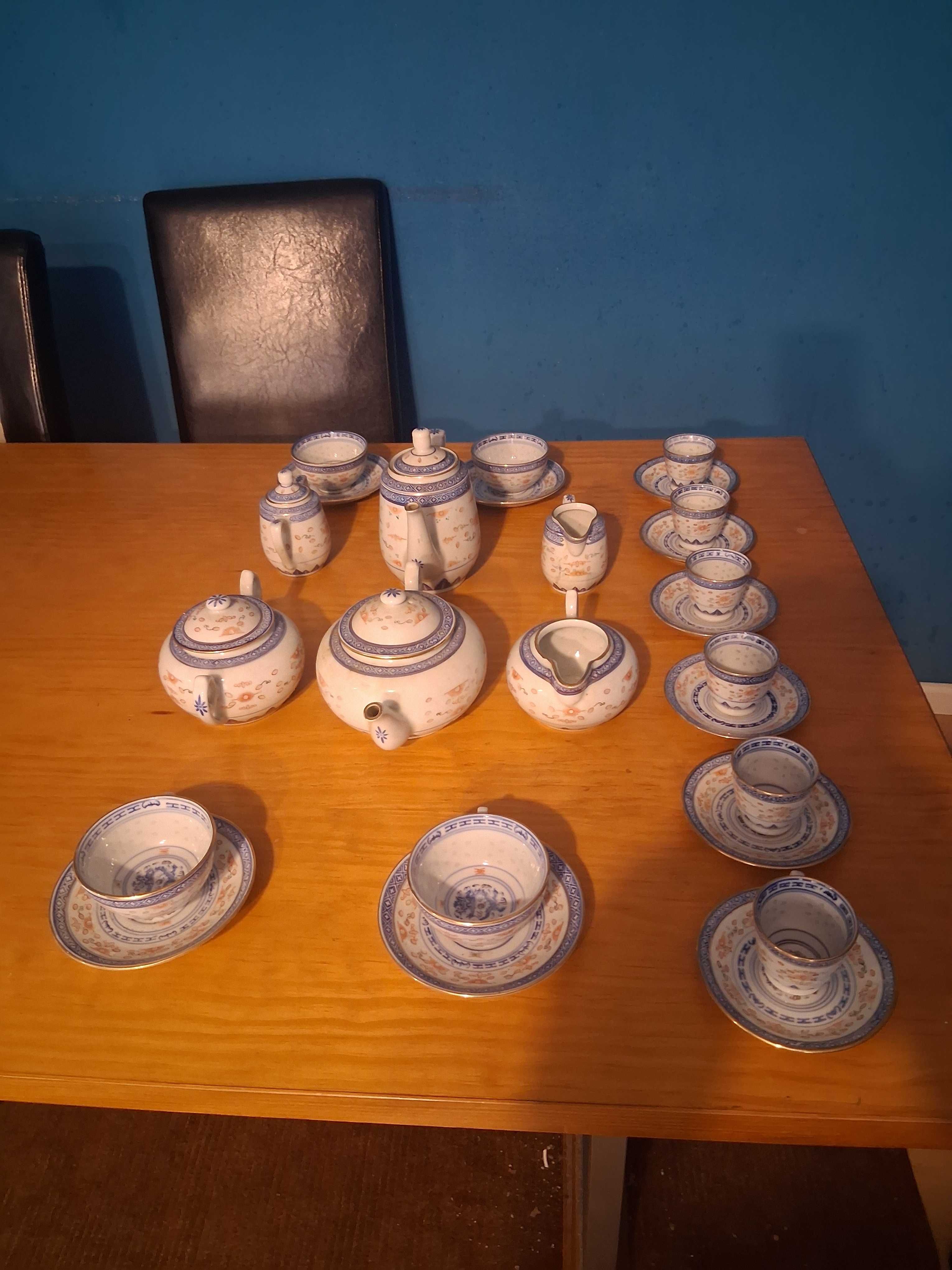 Serviço de chá e café chinês em porcelana Bago de Arroz 16 Peças