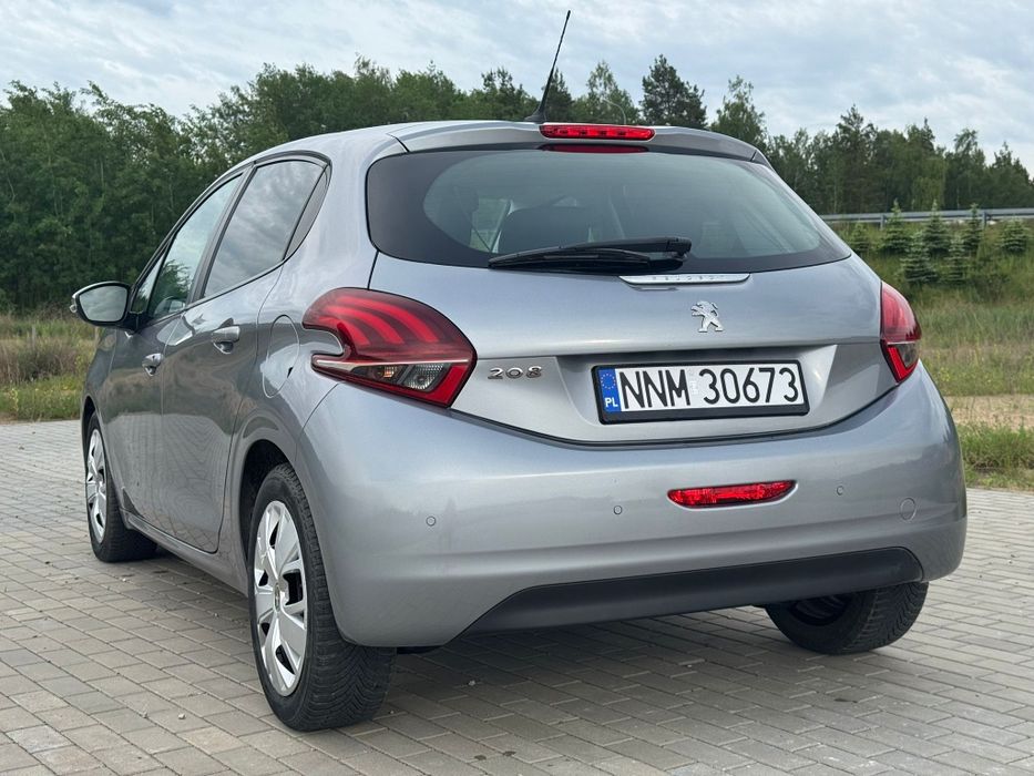 Peugeot 208 benzyna, ledy, poliftowy