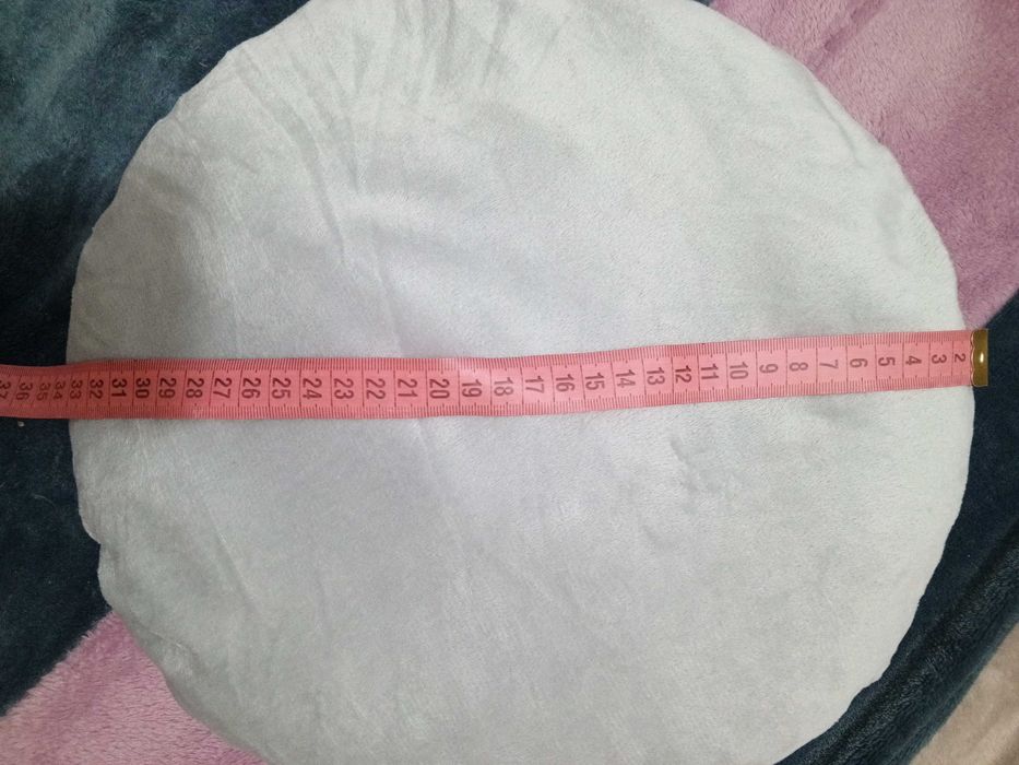 Лежак-будиночок для невеликої кішки або собачки