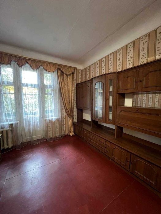 2 кімнати в гуртожитку по вул. Леха Качинського