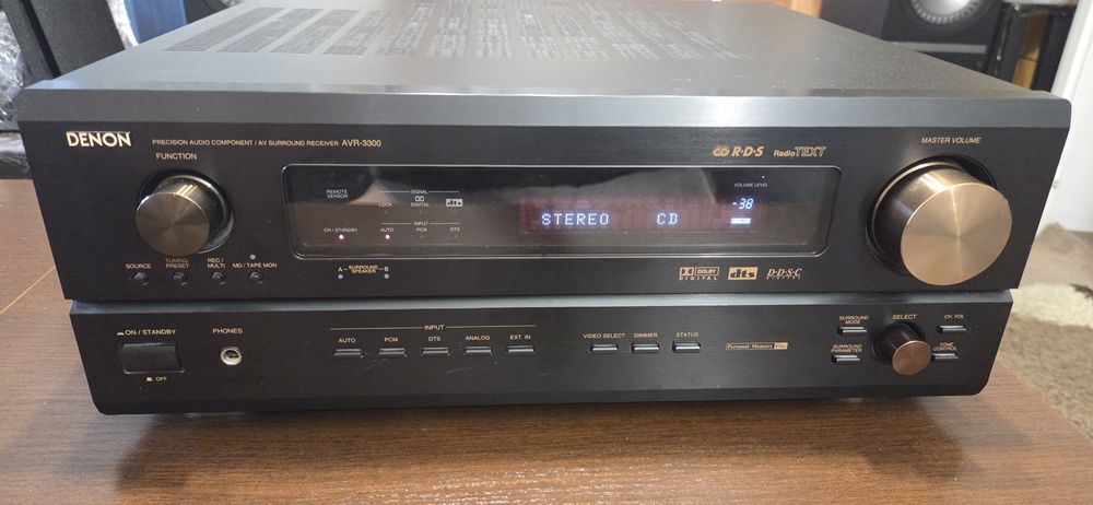 Amplituner Denon AVR-3300