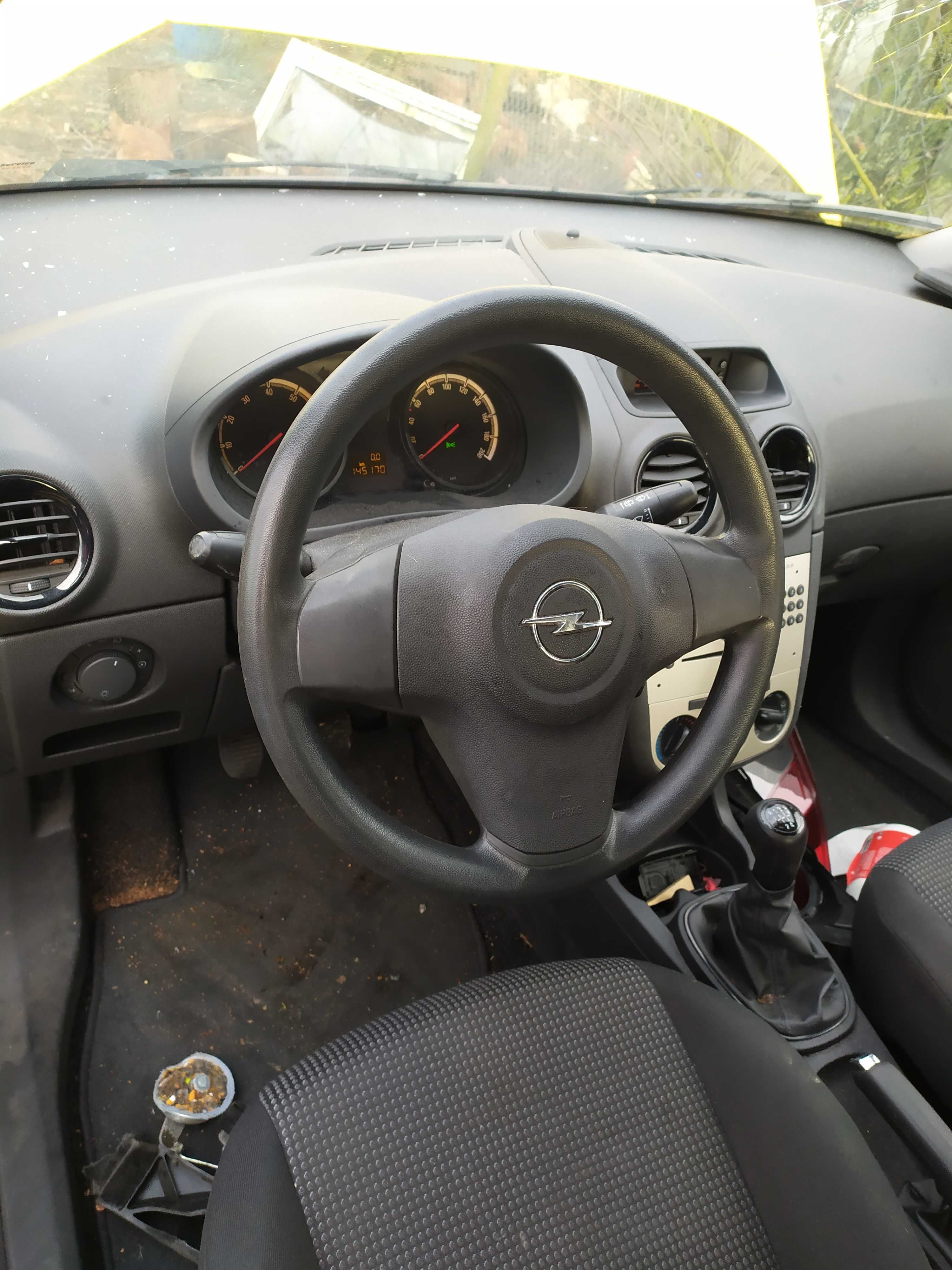 Opel Corsa D konsola airbag