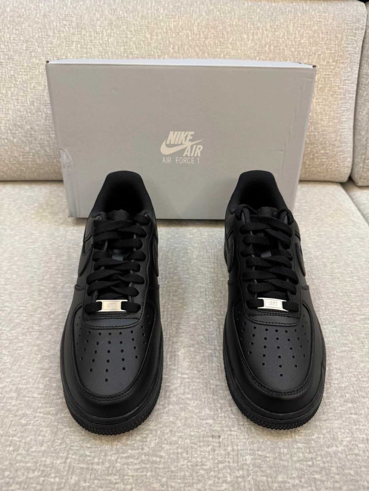 Nike Air Force 1 Low '07 Black Rozmiar.45