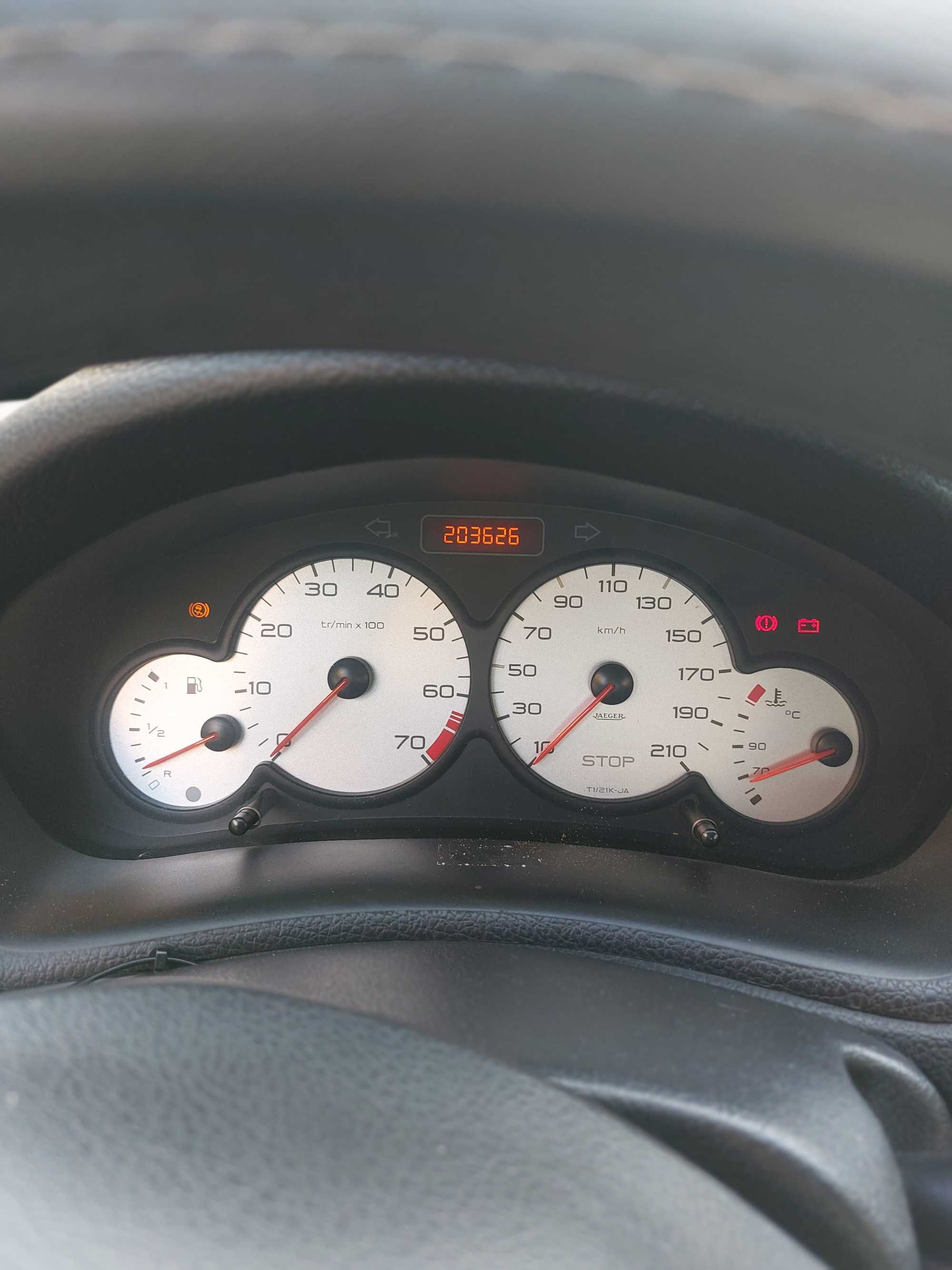 Peugeot 206 ano 2003