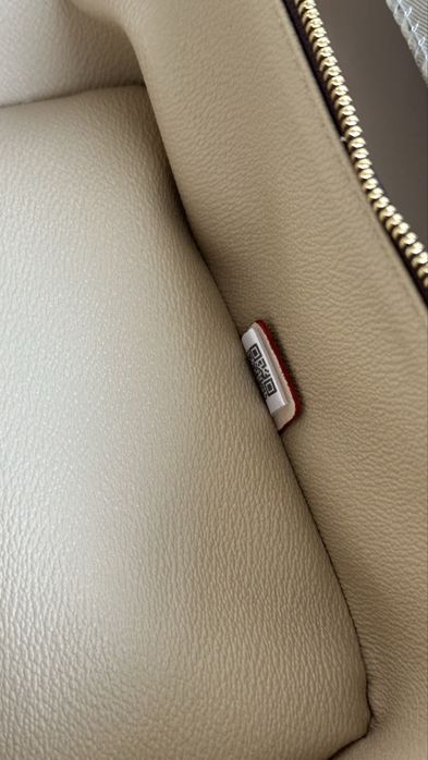 Косметичка Louis Vuitton 18 см