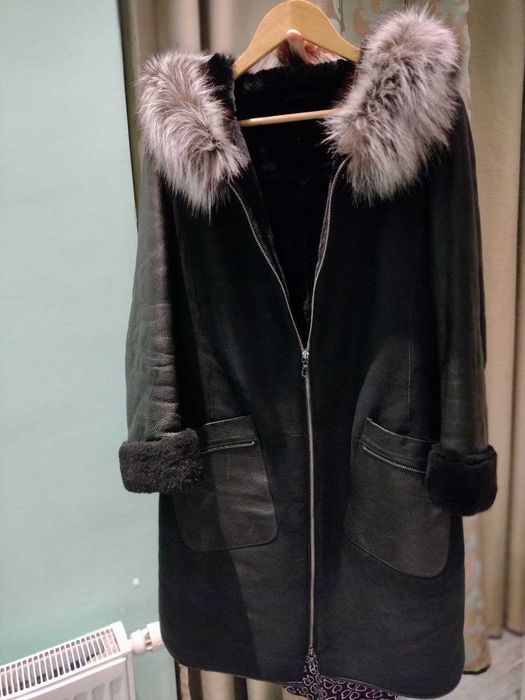 Натуральна шкіряна дублянка.