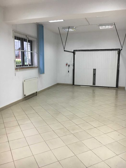 Lokal na wynajem 120m, wejście normalne + garażowe, duży parking