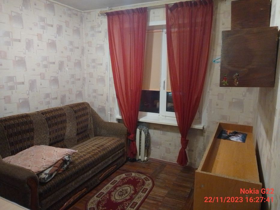 Сдам для Девушки, Женщины - 1комнату, 4-х комнатной На Южном!