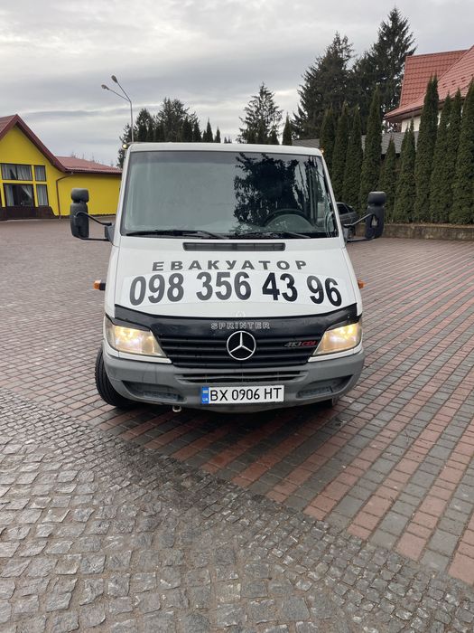 Мерседес Спрінтер Евакуатор спарка