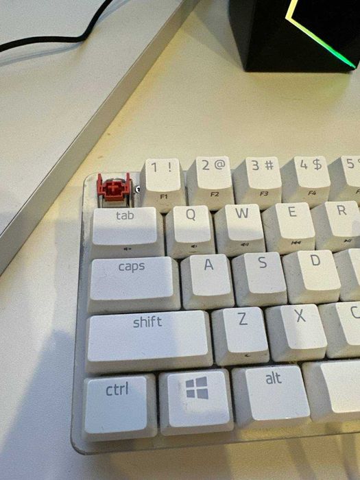 Геймерская клавиатура razer huntsman mini 60%