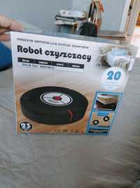 Czyszczący robot. Nowy