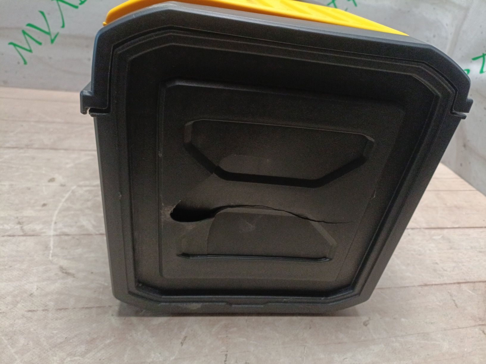 Stanley Basic Toolbox 1-79-218 ящик для інструментів, скринька