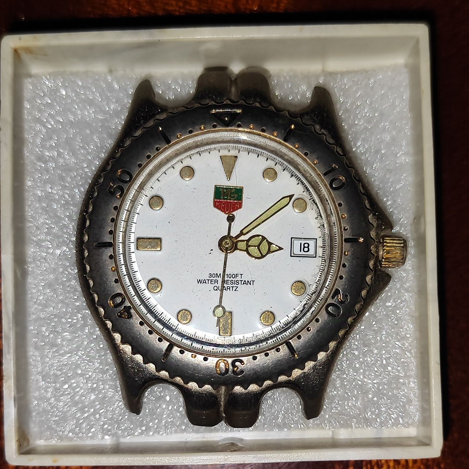 Часы TAG HEUER swiss made ремешком есть