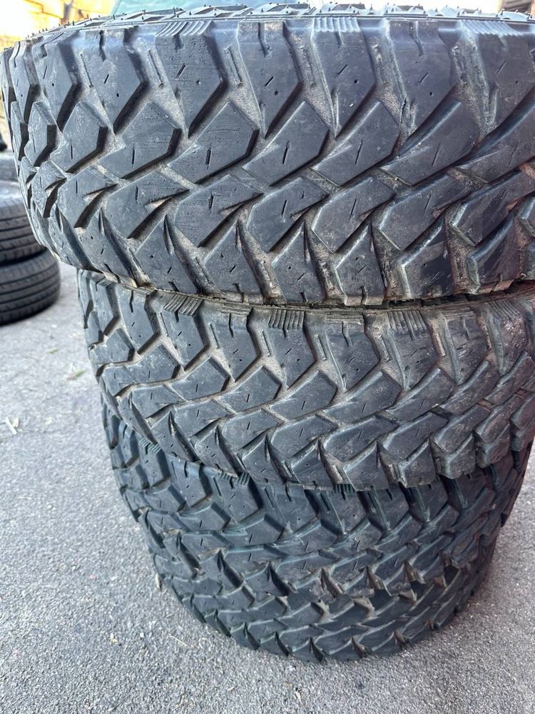 Резина MAXXIS M/T 245/80/R15 хороша