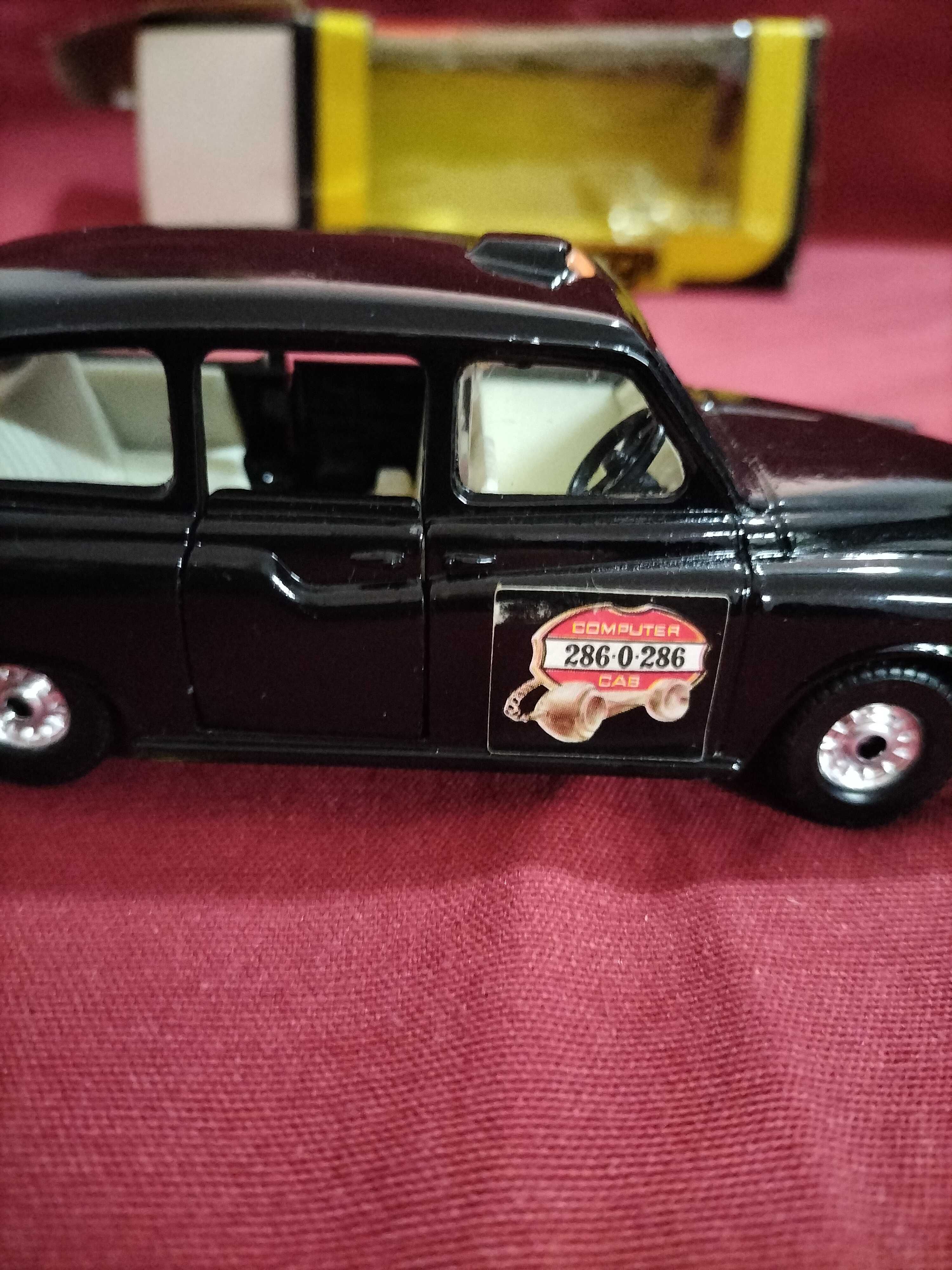 Corgi Austin London Taxi 425