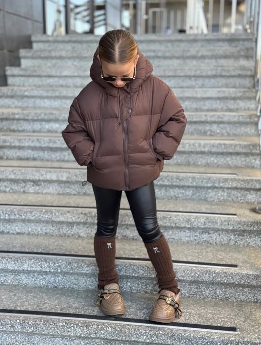 Коричнева куртка пуховик як zara
