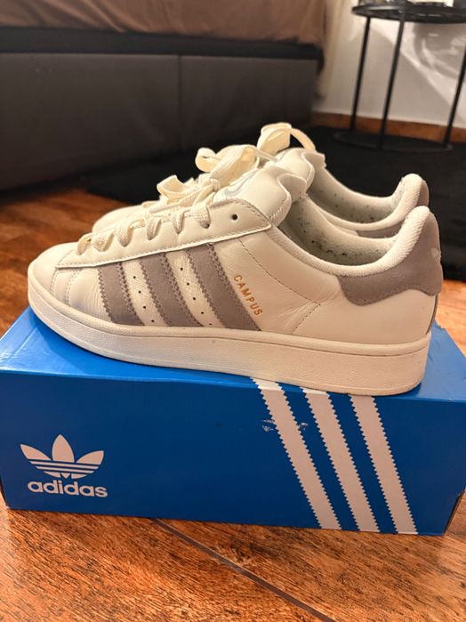 Adidas campus branco e cinzento