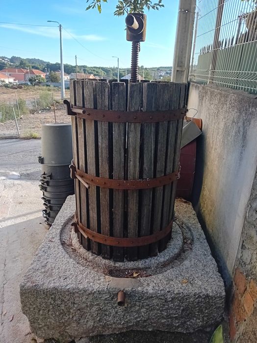 Pedra de prensa antiga sec.XX