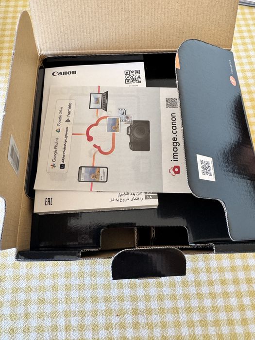 Maquina Canon R50 NOVA