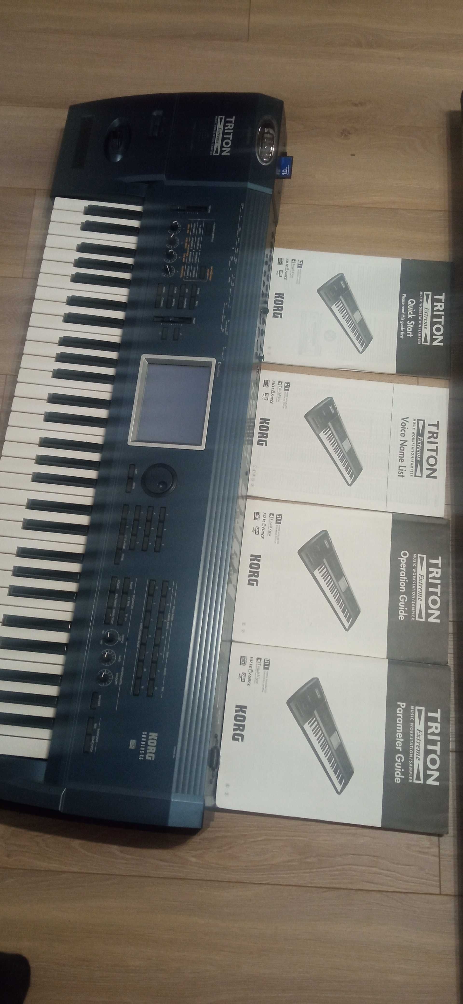 Korg Triton Extreme + MOSS + 96RAM