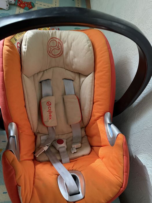 Автокрісло Cybex aton q помаранчевий