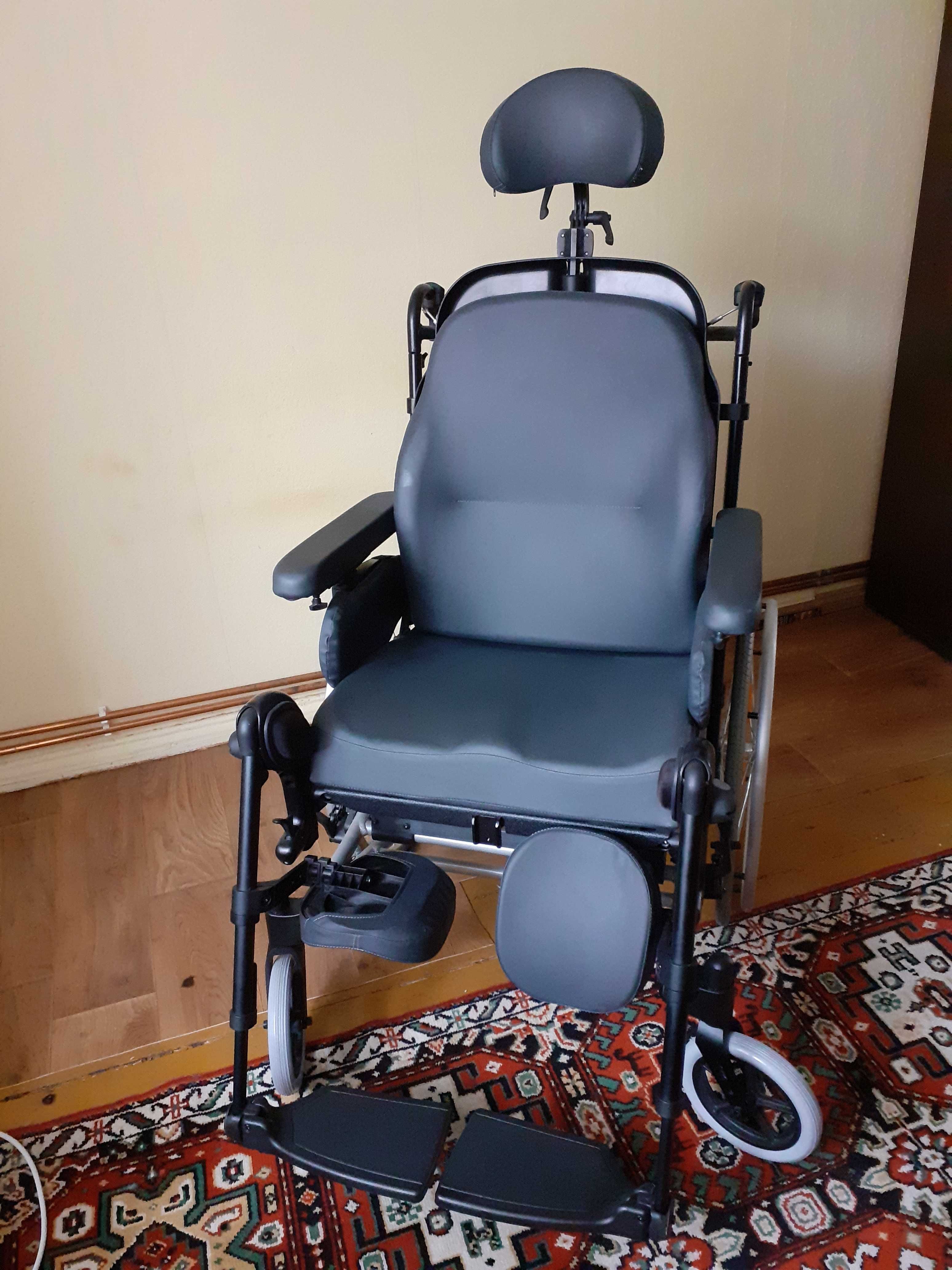 Wózek inwalidzki Breezy Relax2
