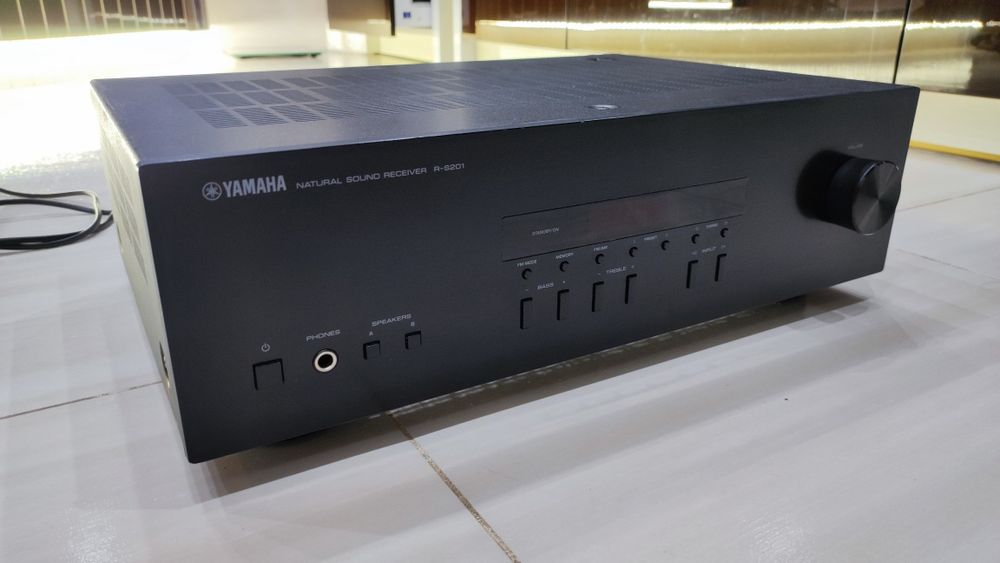 Wzmacniacz Yamaha R-S201