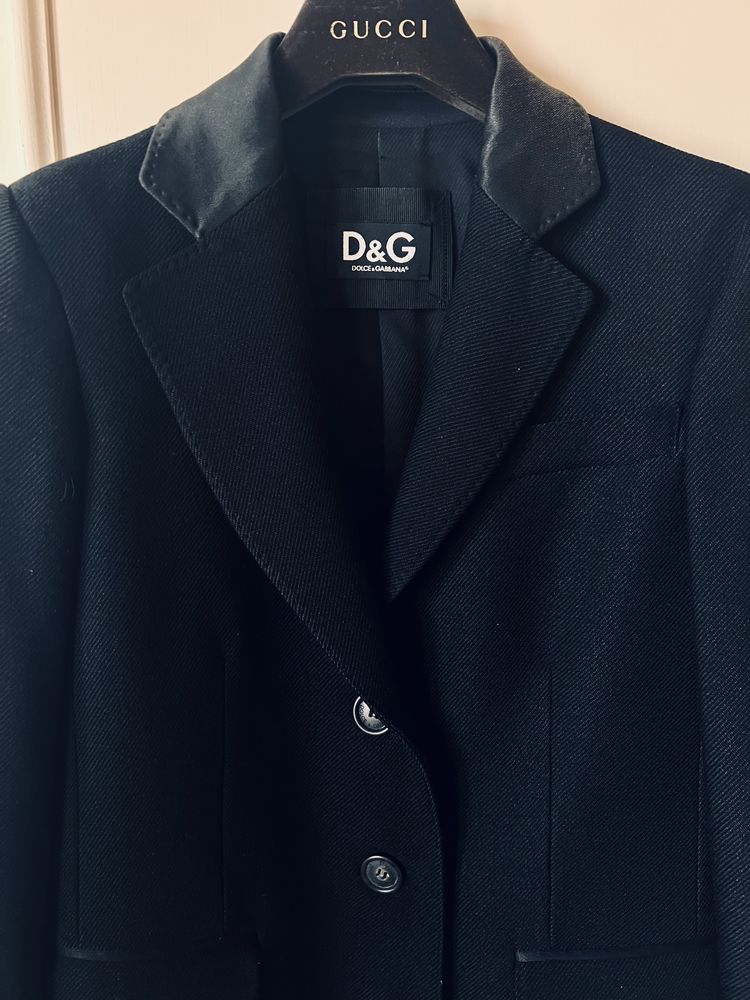 Оригинальное  классическое пальто Dolce Gabbana