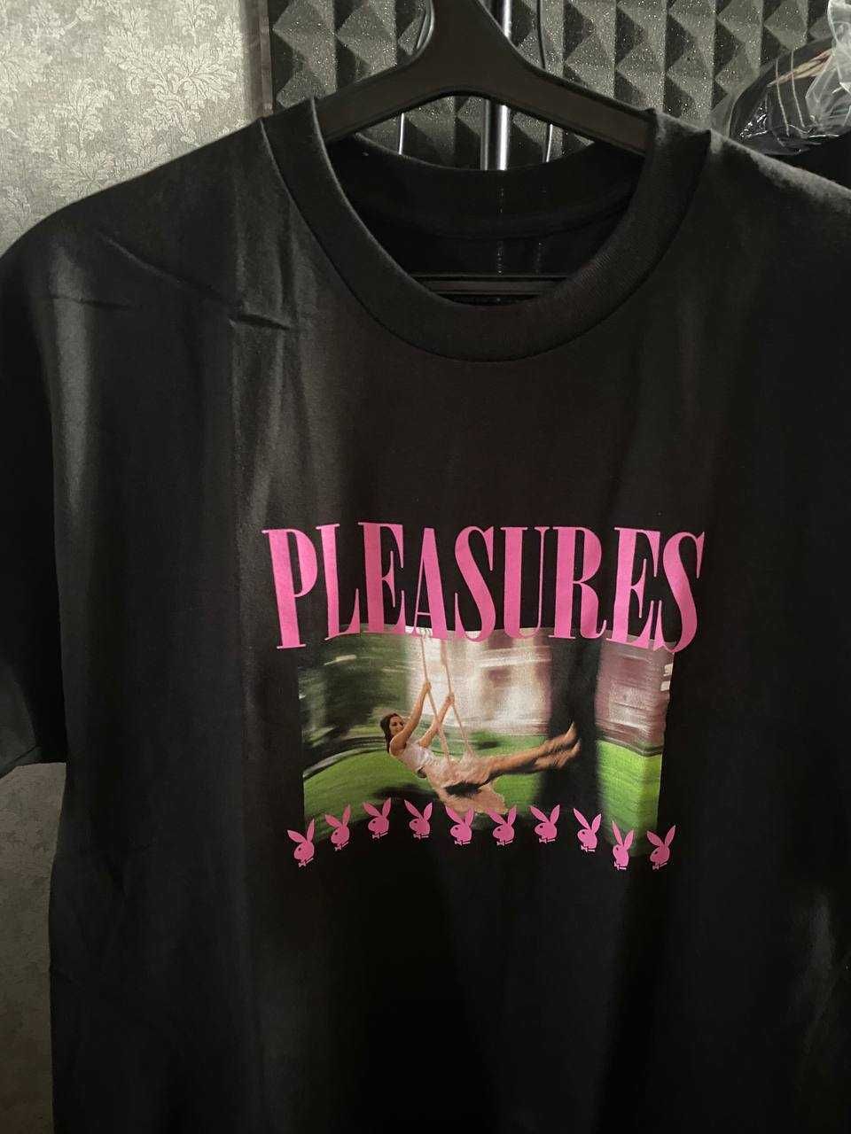 Футболки Pleasures x Playboy Swing T-Shirt / ICY T-Shirt