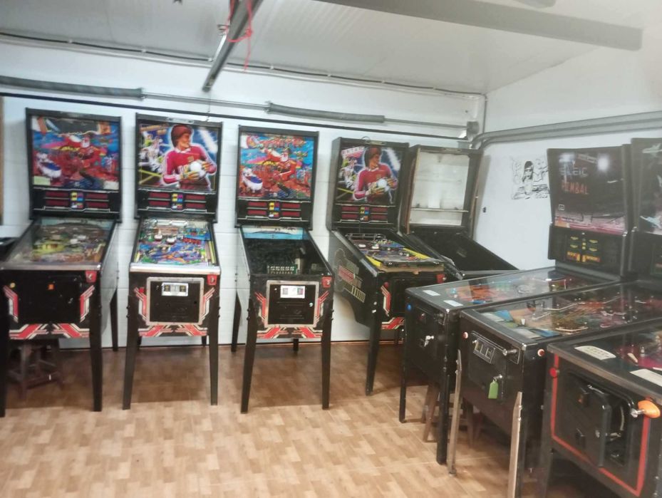 Restauro e manutenção  flippers Pinball