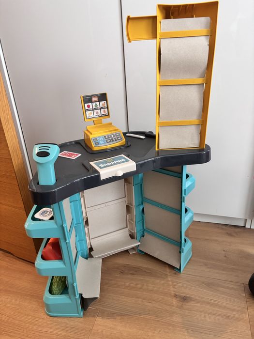 Sklep + kasa drewniana