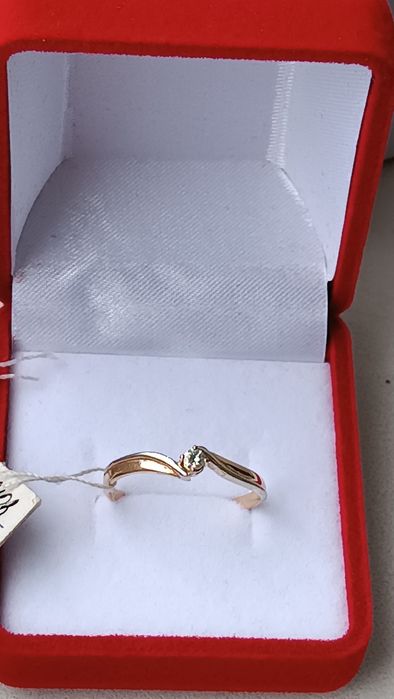 НОВА Каблучка золота 585 з діамантом 18,5розмір